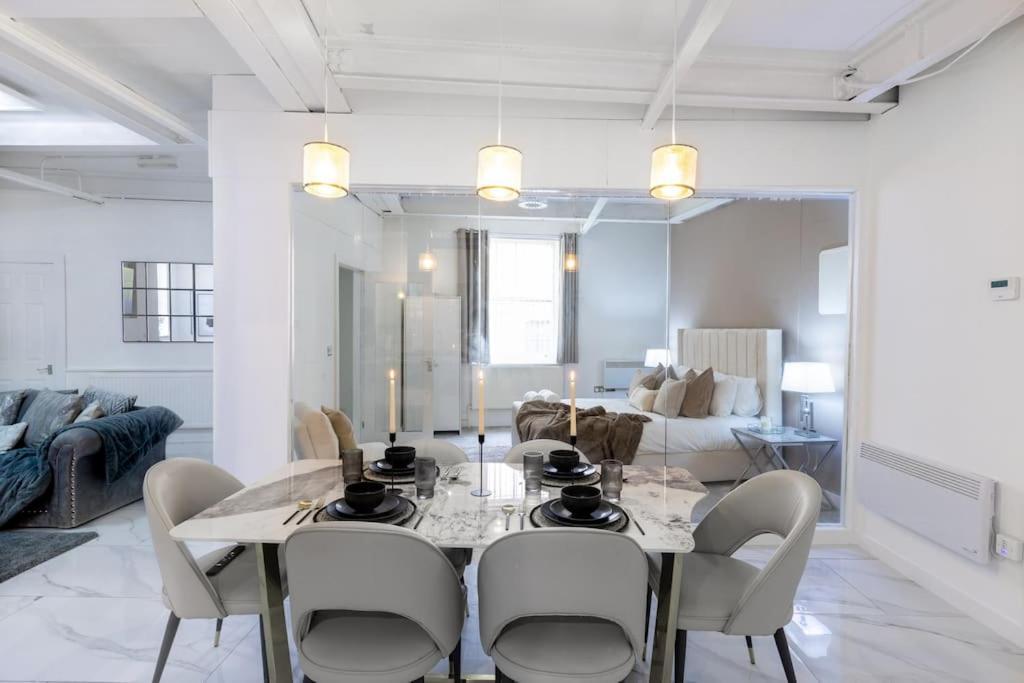 Luxury, Open Plan Apartment برادفورد المظهر الخارجي الصورة