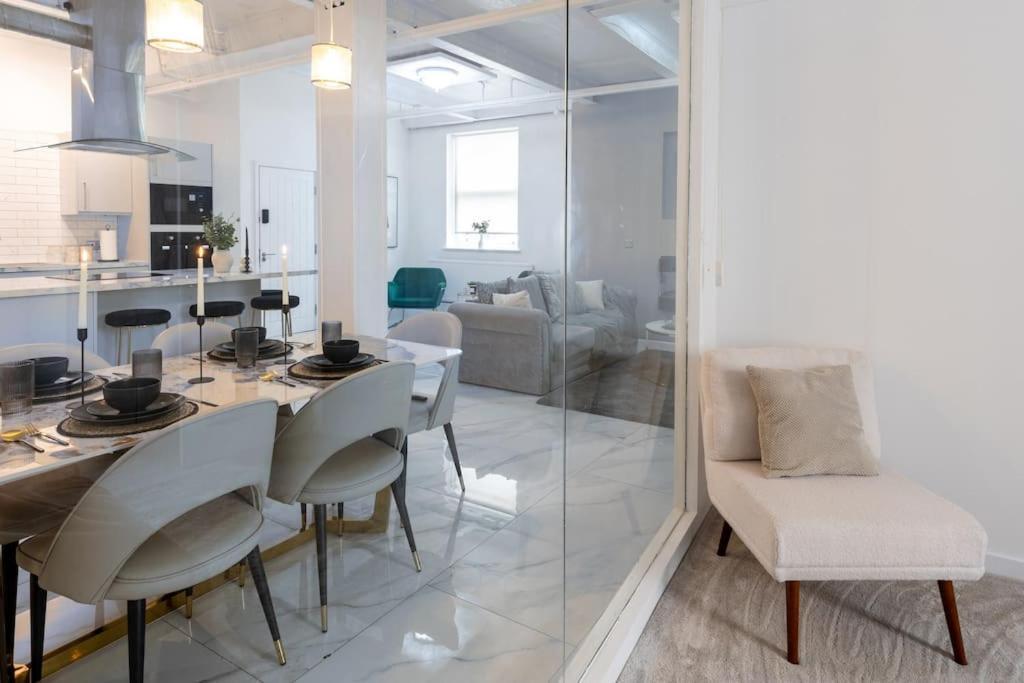 Luxury, Open Plan Apartment برادفورد المظهر الخارجي الصورة