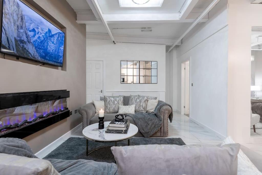 Luxury, Open Plan Apartment برادفورد المظهر الخارجي الصورة